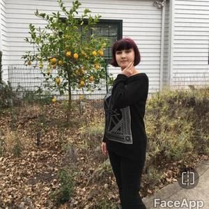 Meet your Posher, Nadya